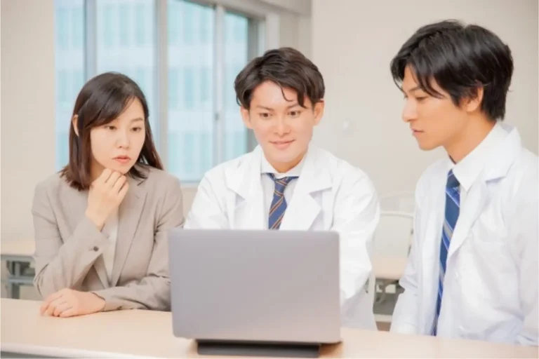 医師の開業届の書き方提出方法・必要書類・e-Tax手続きを解説